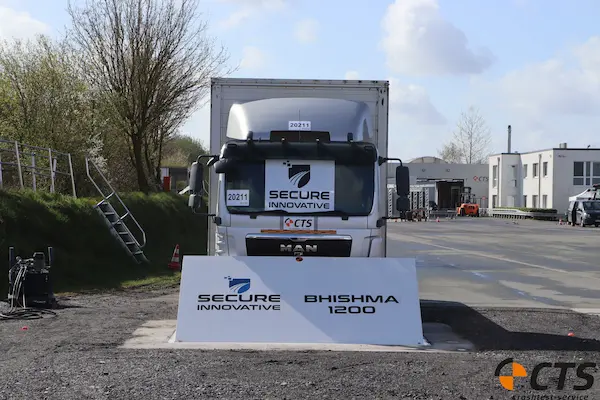 Bhishma 1200 Crash Rated Road Blocker - Truck Position